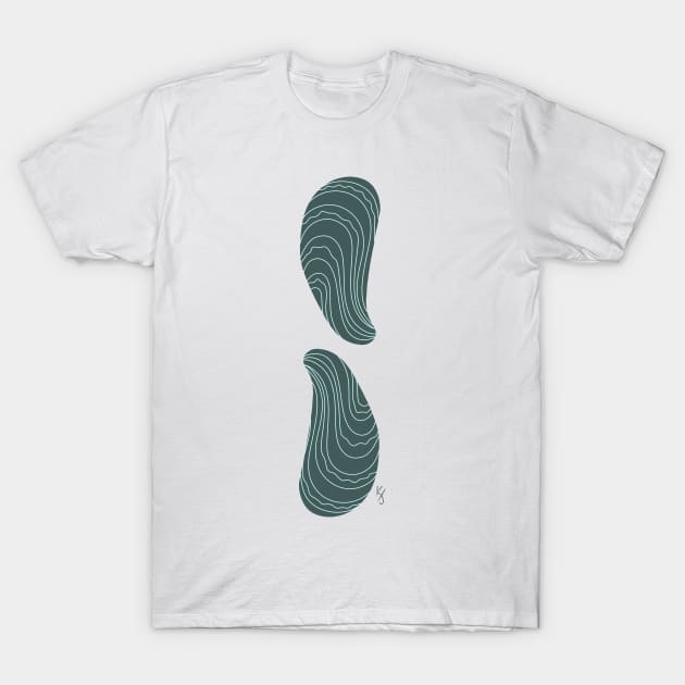 Simple Oysters T-Shirt by Pastel.Punkk